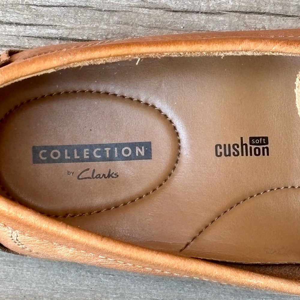 Clarks Collection Men's Soft Cushion Tan Slip On Loafers Driving Mocs Sz 10.5M - Picture 6 of 8
